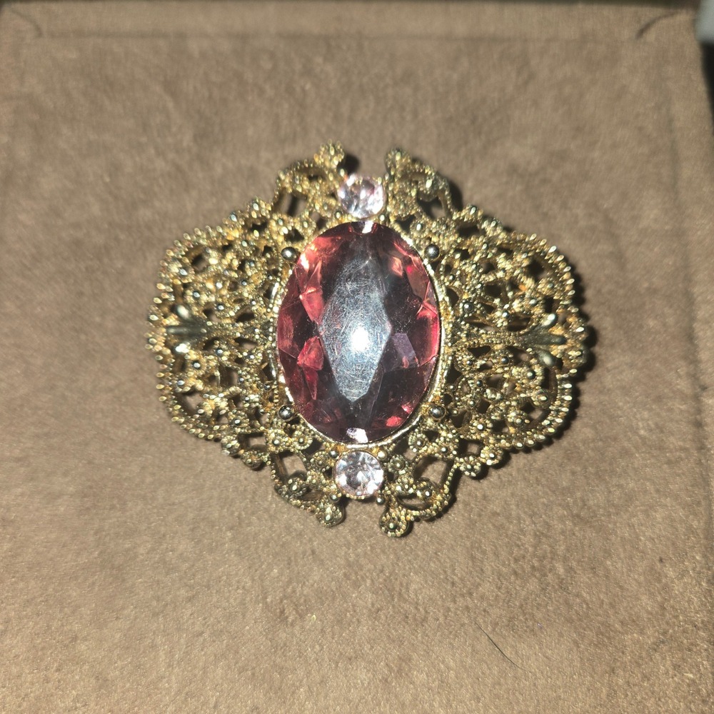 Vintage Czech Gold Tone Filigree Faux Amethyst Brooch / Pendant Victorian Style - Picture 3 of 7